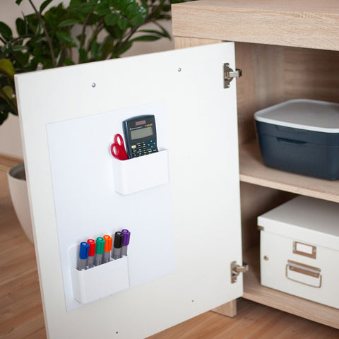 ORGNATIC Schrank Organizer mit magnetischen Aufbewahrungsboxe an Schranktür im Homeoffice