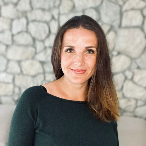 Professional Organizer Dorith Schumacher Teil des ORGNATIC® Netzwerks für mehr Ordnung im Schrank